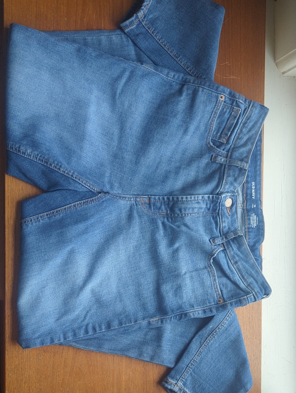Old Navy High-rise Rockstar Super Skinny Jeans. Worn once. Size 10L.